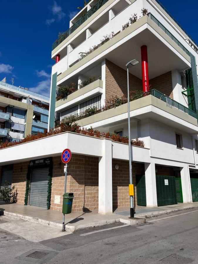 Parco Verde Apartment Барі Екстер'єр фото