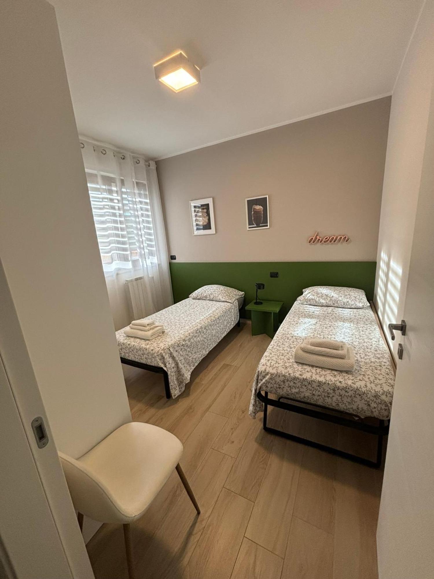 Parco Verde Apartment Барі Екстер'єр фото